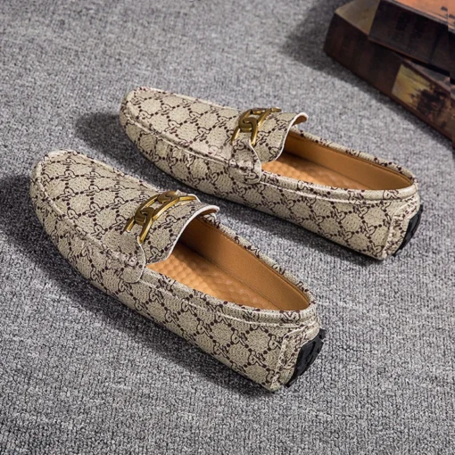 48 grande taille 47 Station européenne Doudou Chaussures de la marque à la mode masculine Luxury Luxury Personnages Pédales Cuir Cuir Chaussures 46 Chaussures de mocassin de conduite