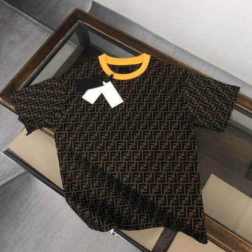 2025 Été Nouveau FF Lettre complète Imprimé à manches courtes et à manches à manches courtes Jacquard Logo Round Neck T-shirt Top